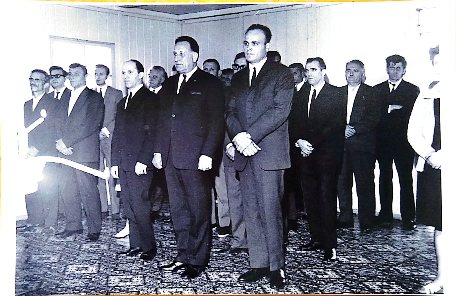 ПОЧЕЦИ — фотографија 2